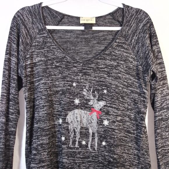 Enough About Me Heather Gray Reindeer Long Sleeve Henley Top Size M - Picture 3 of 6